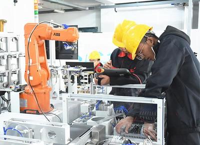 瞄准机器换人核心技术，金职机电学子省赛折桂